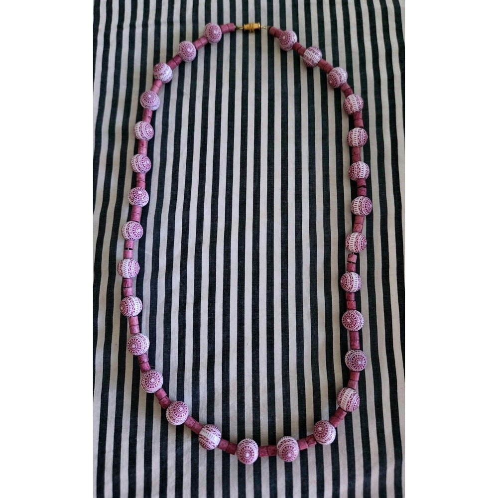 Purple & White Patterned Beaded Necklace, Screw Clasp, 12.5" Mandala Boho VTG